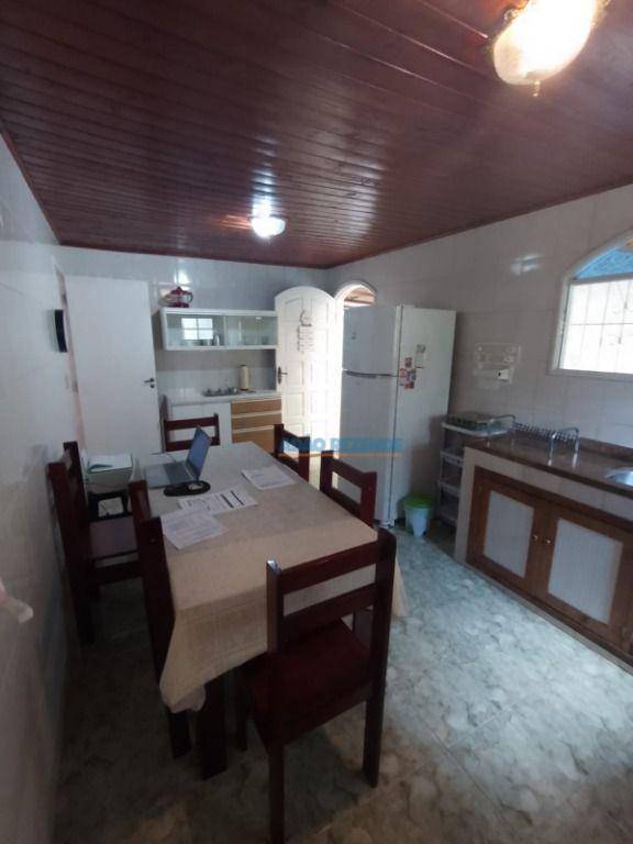 Casa à venda com 5 quartos, 160m² - Foto 10