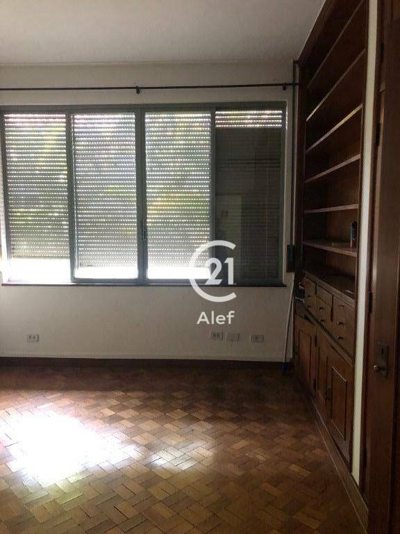 Casa para alugar com 6 quartos, 400m² - Foto 16