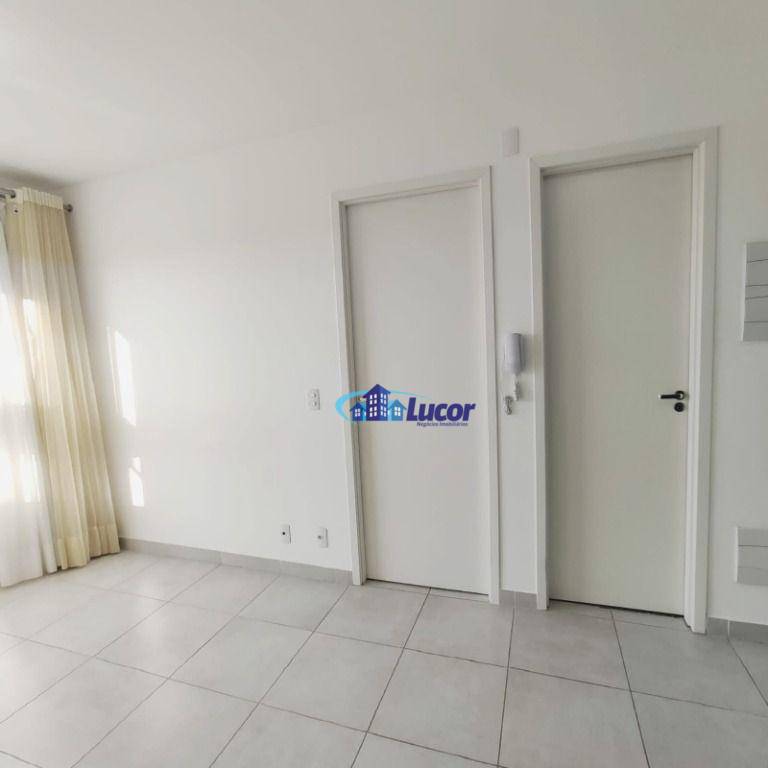 Apartamento à venda com 2 quartos, 38m² - Foto 27