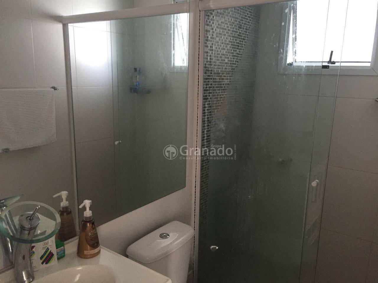 Apartamento à venda com 2 quartos, 61m² - Foto 6