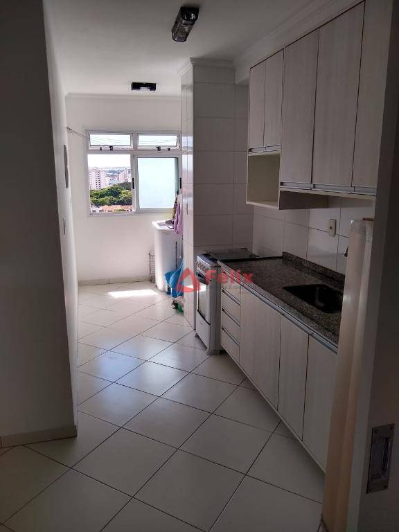 Apartamento à venda com 2 quartos, 72m² - Foto 10