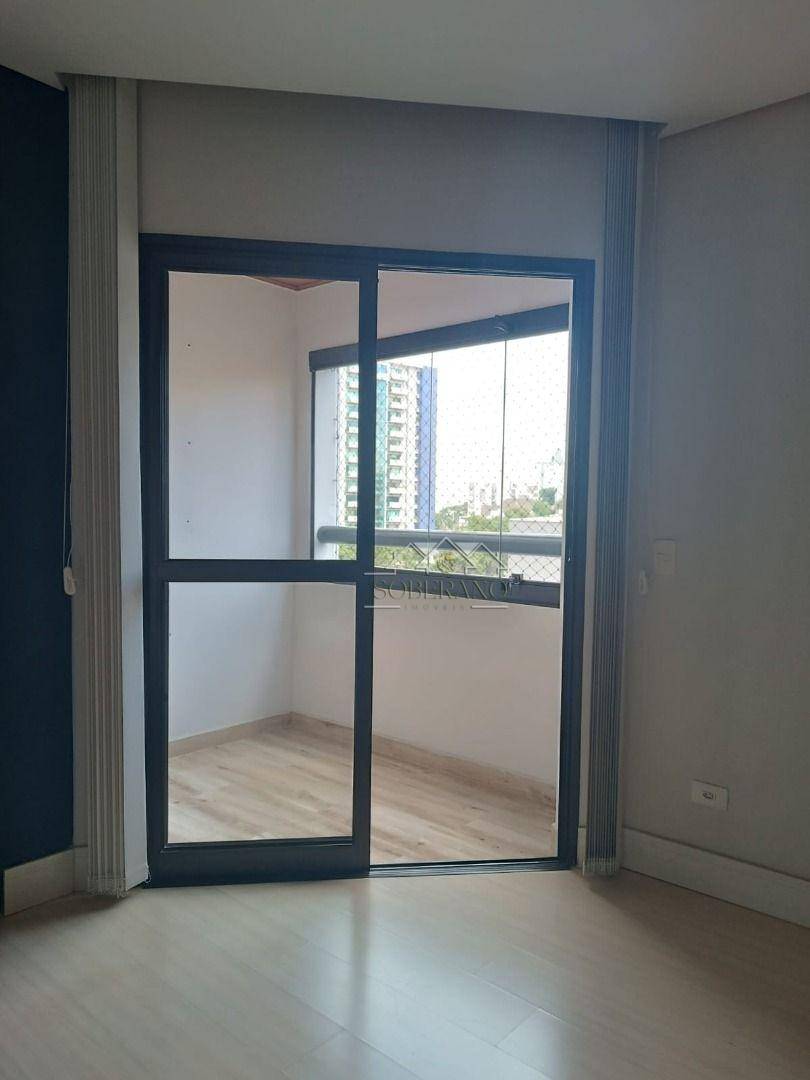 Apartamento à venda com 3 quartos, 98m² - Foto 7