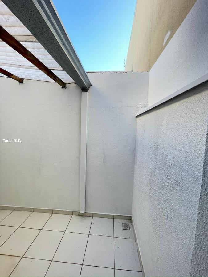 Casa à venda com 2 quartos, 50m² - Foto 7