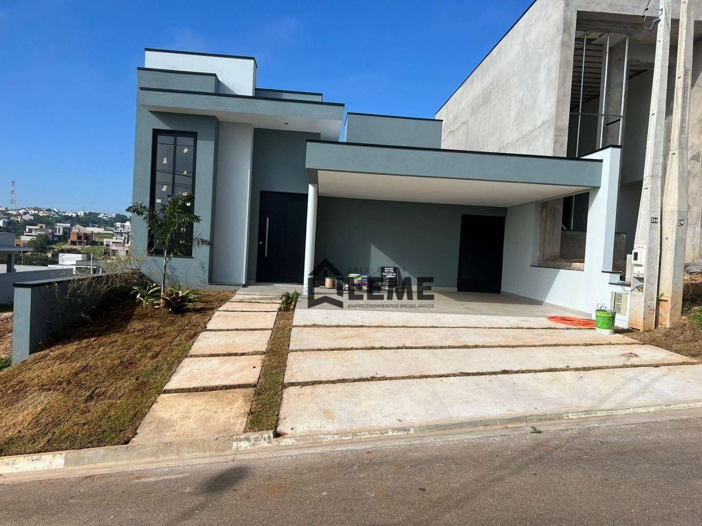 Casa de Condomínio à venda com 3 quartos, 160m² - Foto 1