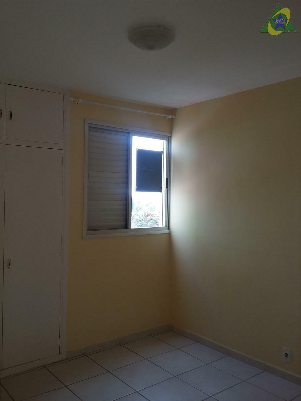 Apartamento à venda com 2 quartos, 80m² - Foto 9