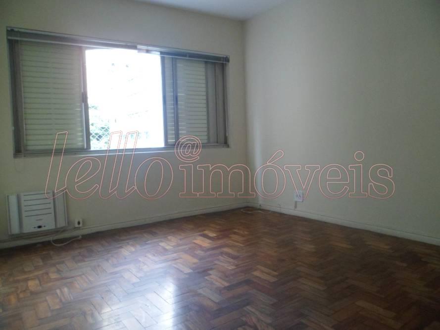 Apartamento para alugar com 3 quartos, 140m² - Foto 11