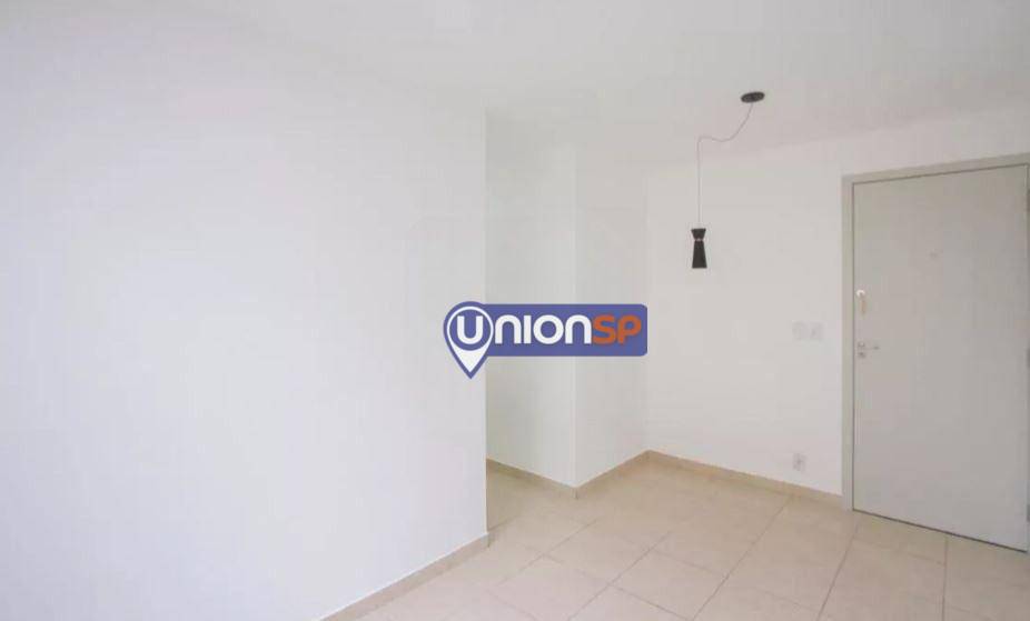 Apartamento à venda com 2 quartos, 44m² - Foto 2