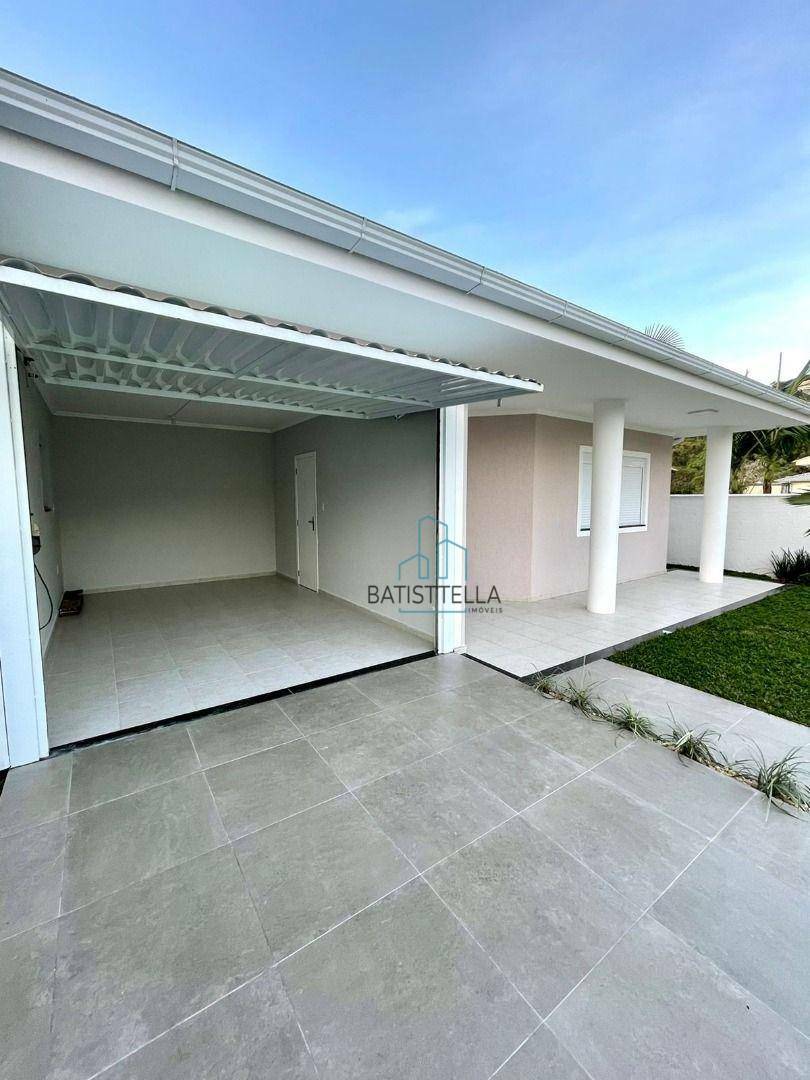 Casa à venda com 3 quartos, 150m² - Foto 2