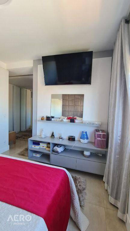 Apartamento à venda com 3 quartos, 143m² - Foto 27