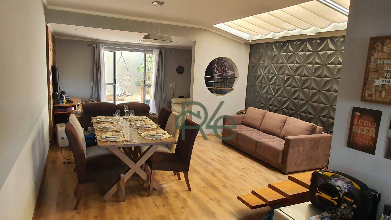 Sobrado à venda com 3 quartos, 170m² - Foto 1