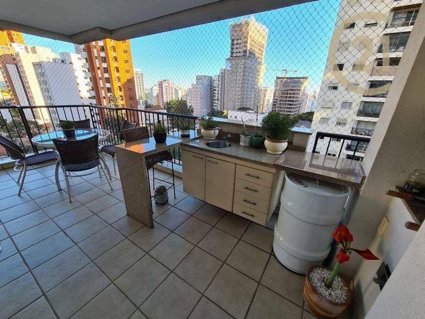 Apartamento à venda com 4 quartos, 225m² - Foto 10