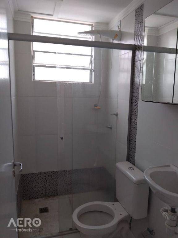 Apartamento para alugar com 2 quartos, 48m² - Foto 14