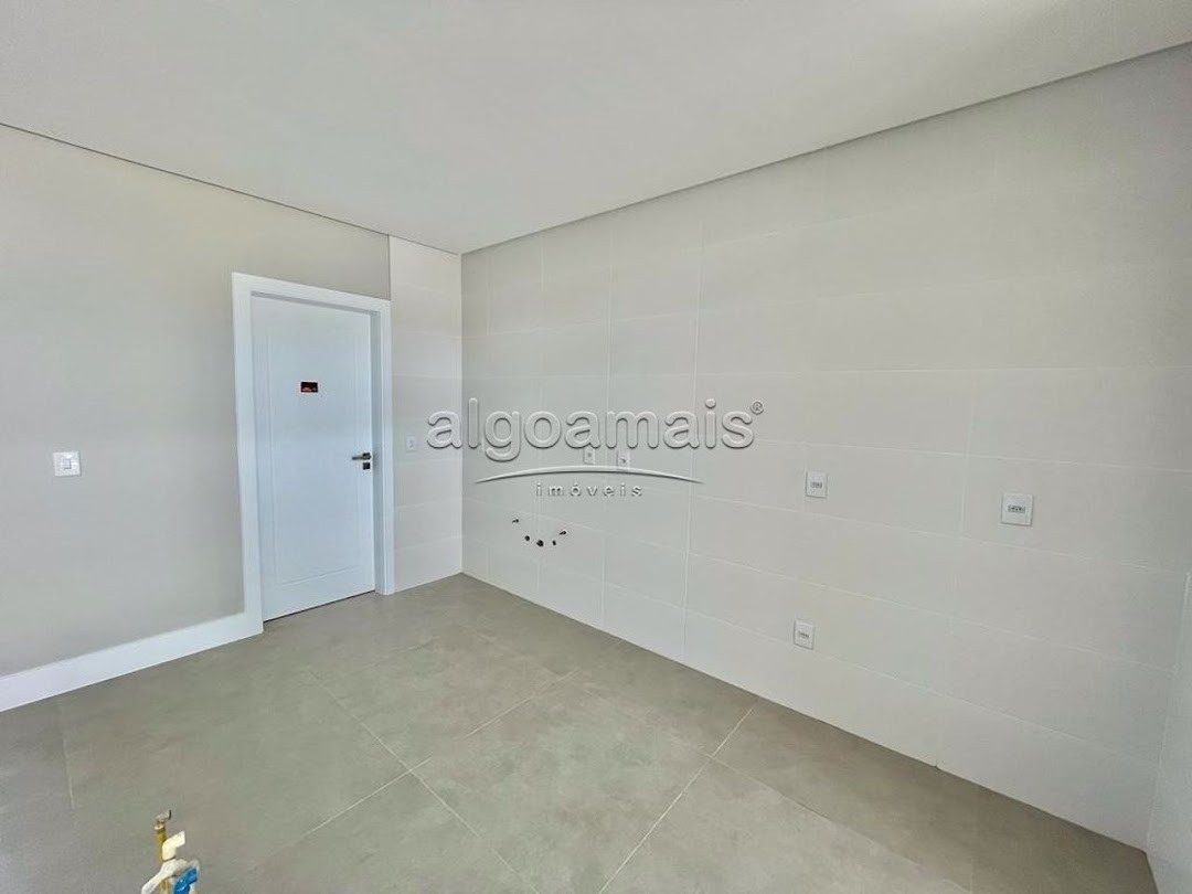 Casa de Condomínio à venda com 4 quartos, 190m² - Foto 6