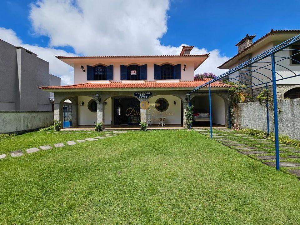 Casa à venda com 4 quartos, 450m² - Foto 2