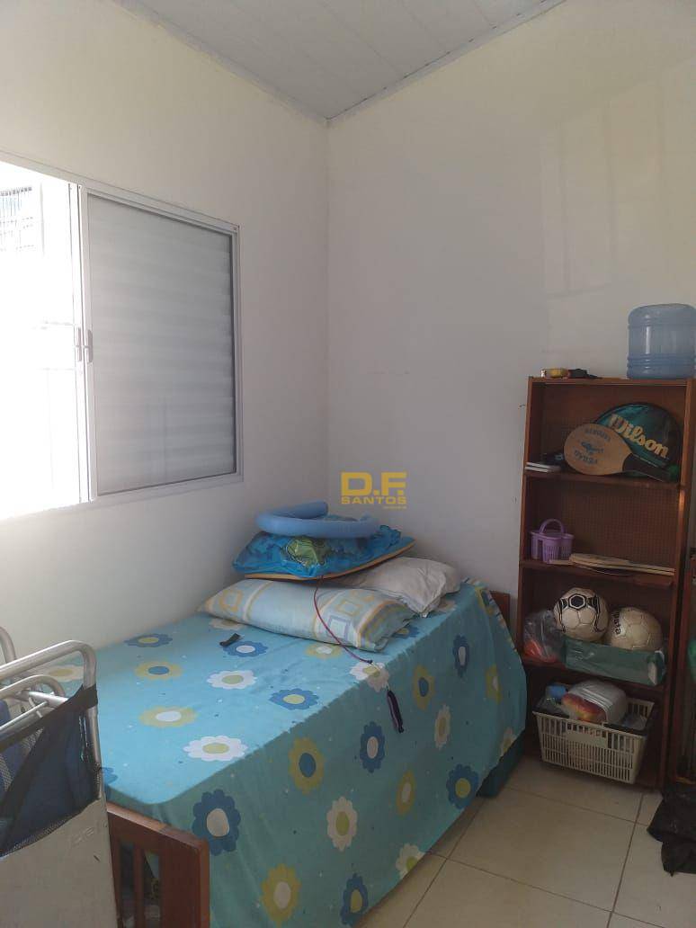 Casa à venda com 4 quartos, 75m² - Foto 13