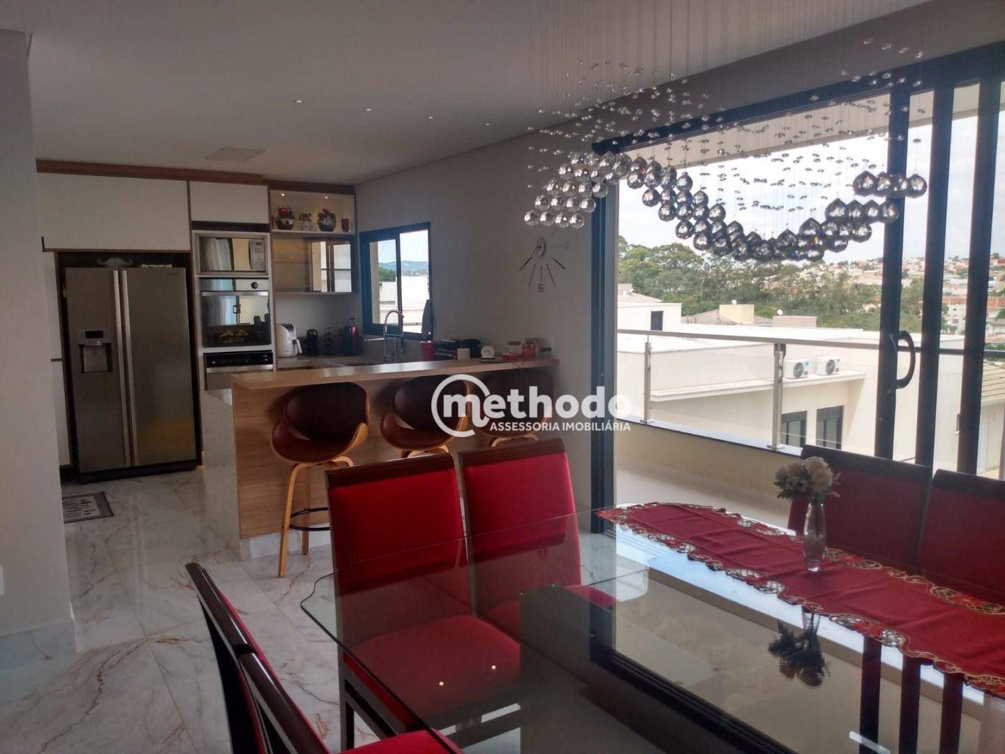 Casa de Condomínio à venda com 3 quartos, 350m² - Foto 2