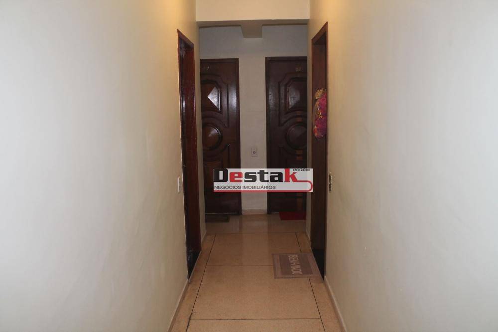 Apartamento à venda com 2 quartos, 60m² - Foto 2