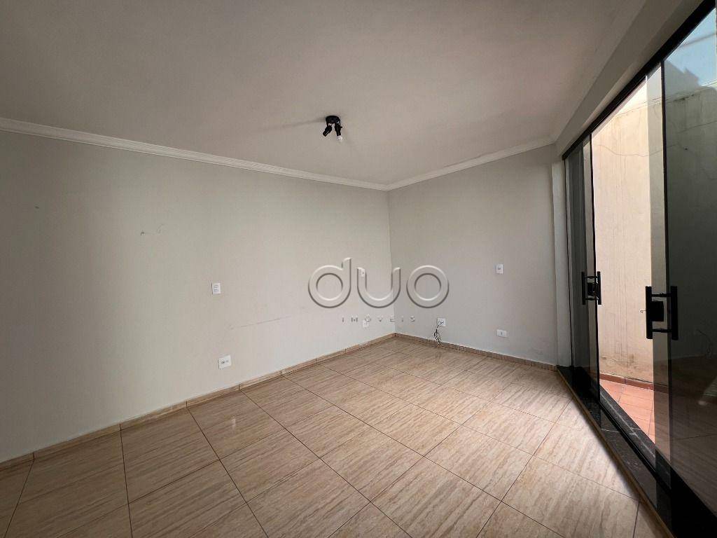 Casa à venda com 3 quartos, 300m² - Foto 23