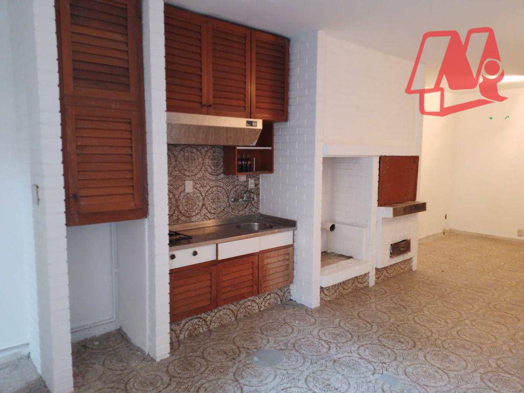 Casa à venda e aluguel com 3 quartos, 371m² - Foto 38