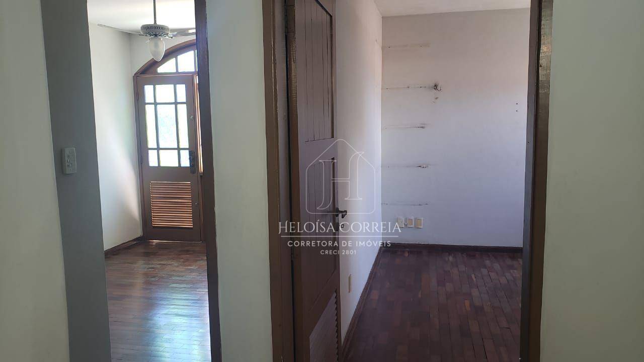 Casa à venda e aluguel com 5 quartos, 415m² - Foto 10