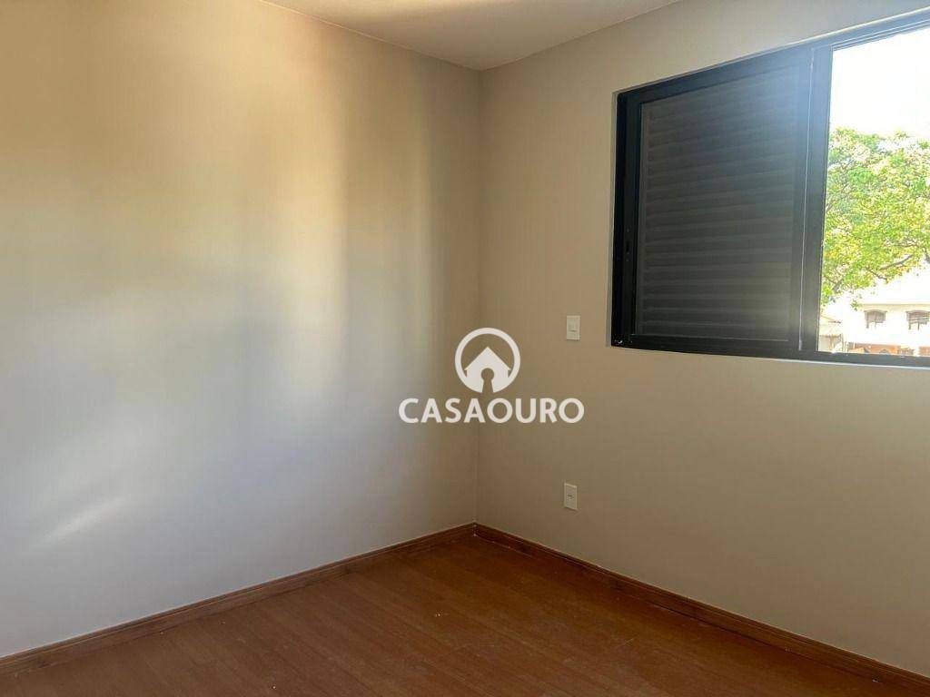 Apartamento à venda com 2 quartos, 64m² - Foto 22