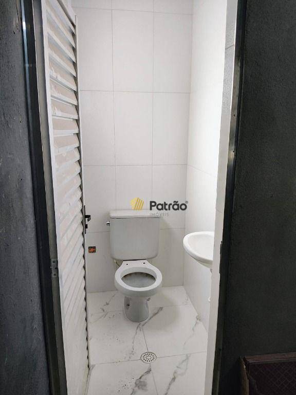 Depósito-Galpão-Armazém para alugar, 200m² - Foto 7