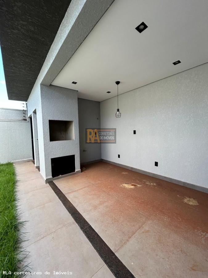 Casa à venda com 3 quartos, 180m² - Foto 15
