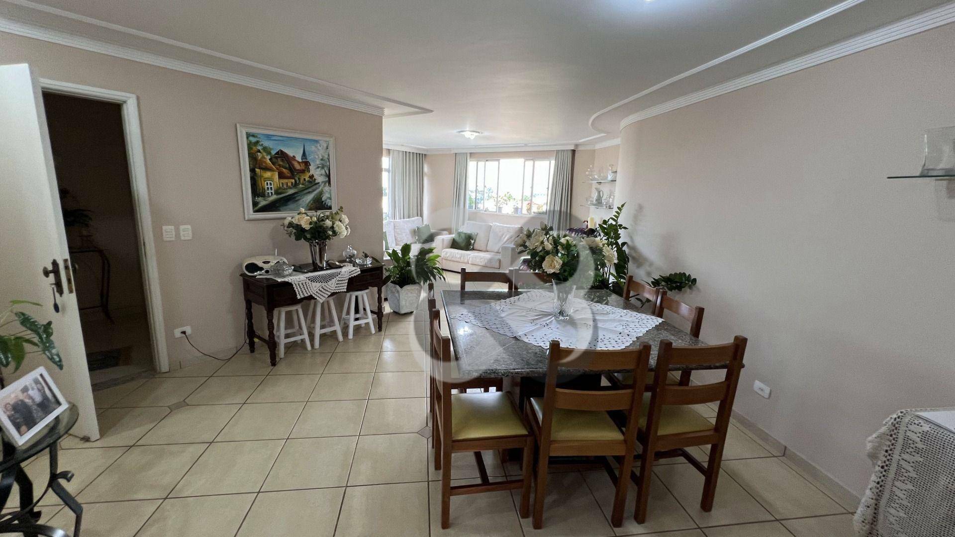 Apartamento à venda com 3 quartos, 168m² - Foto 8