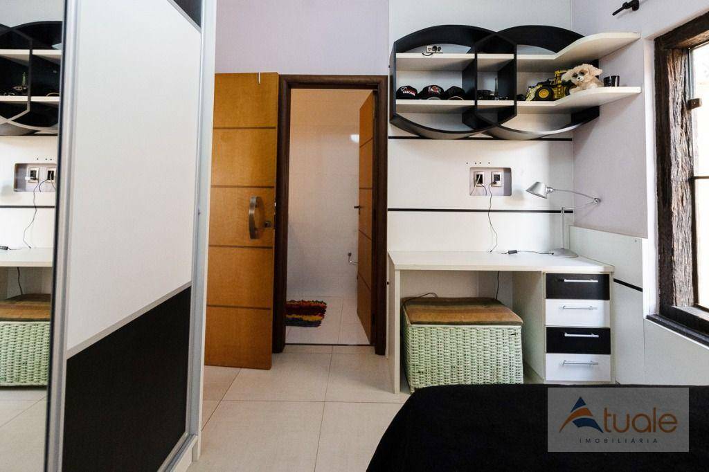 Casa de Condomínio à venda com 5 quartos, 281m² - Foto 18