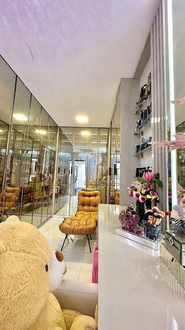 Casa à venda com 3 quartos, 240m² - Foto 6