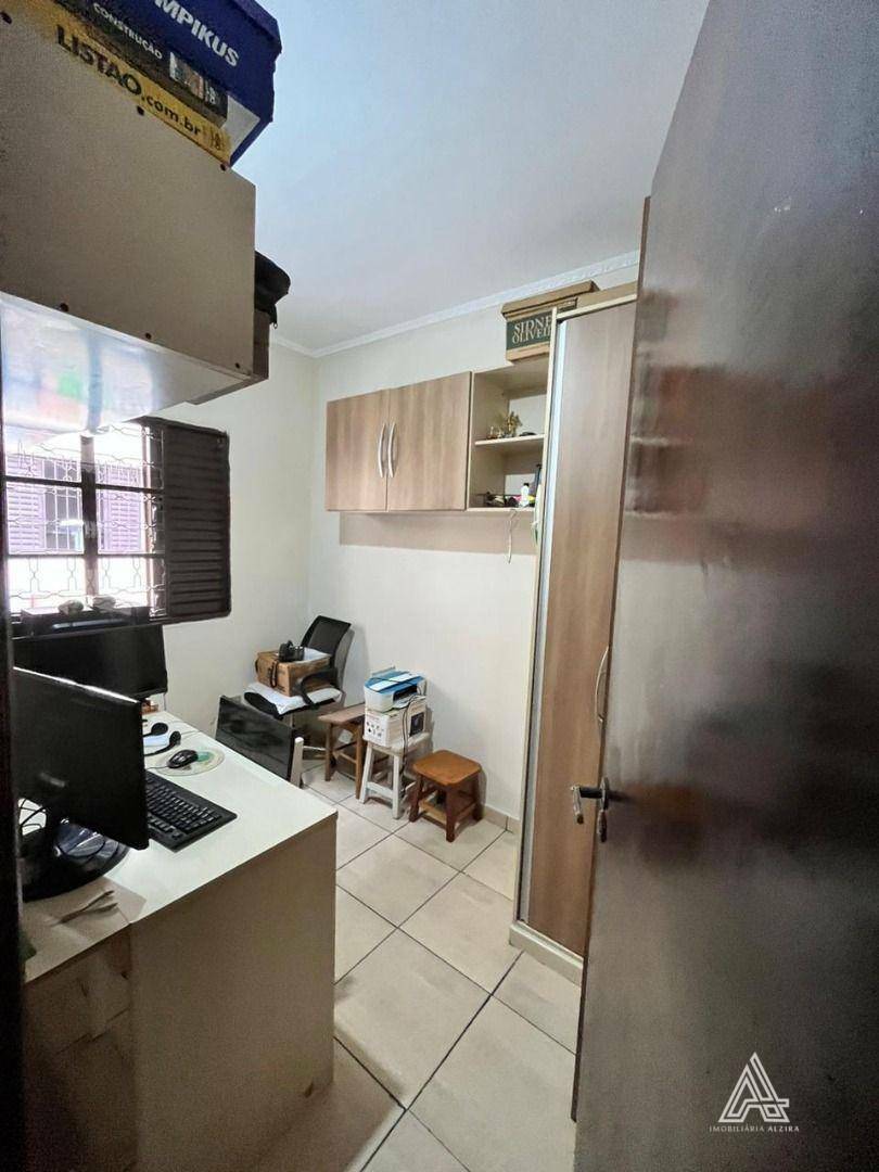 Casa à venda com 3 quartos, 220m² - Foto 52