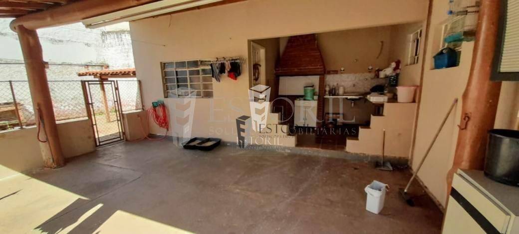 Casa à venda com 3 quartos, 205m² - Foto 6