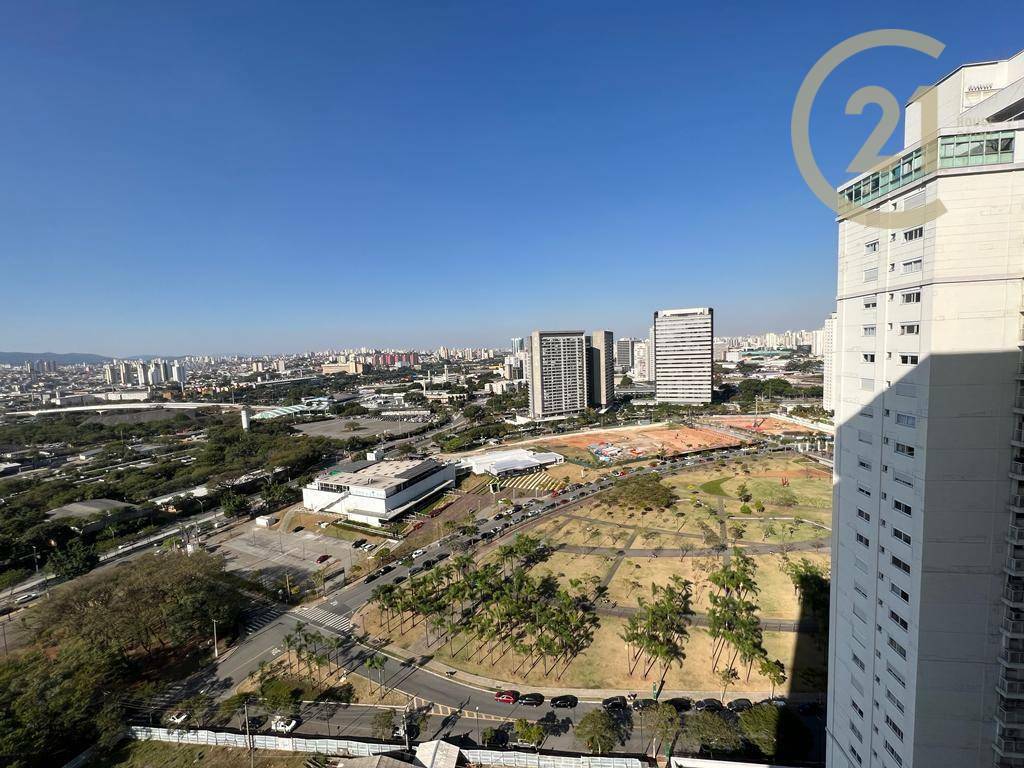 Apartamento à venda com 3 quartos, 241m² - Foto 18