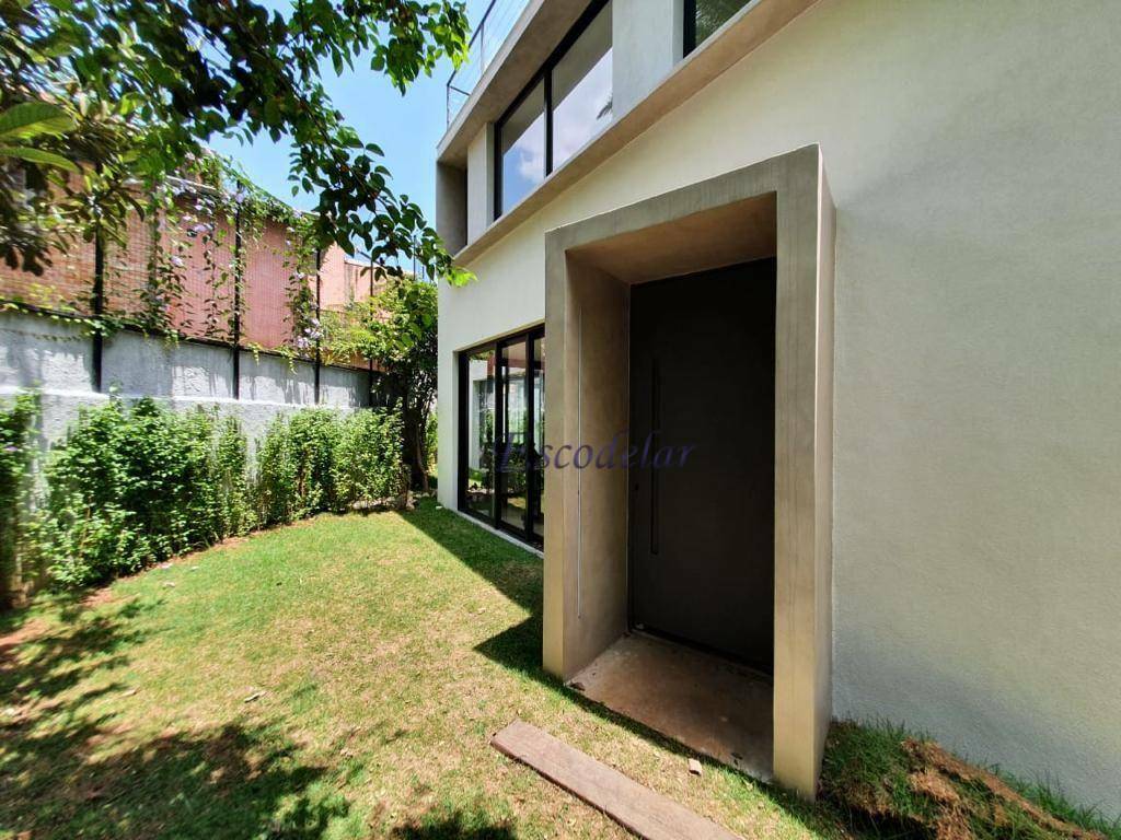 Casa à venda com 3 quartos, 318m² - Foto 3