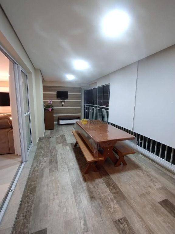 Apartamento à venda com 3 quartos, 155m² - Foto 7