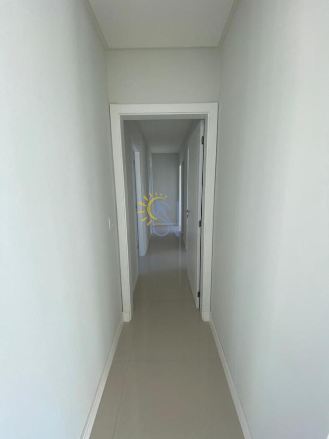 Apartamento à venda com 4 quartos, 150m² - Foto 8