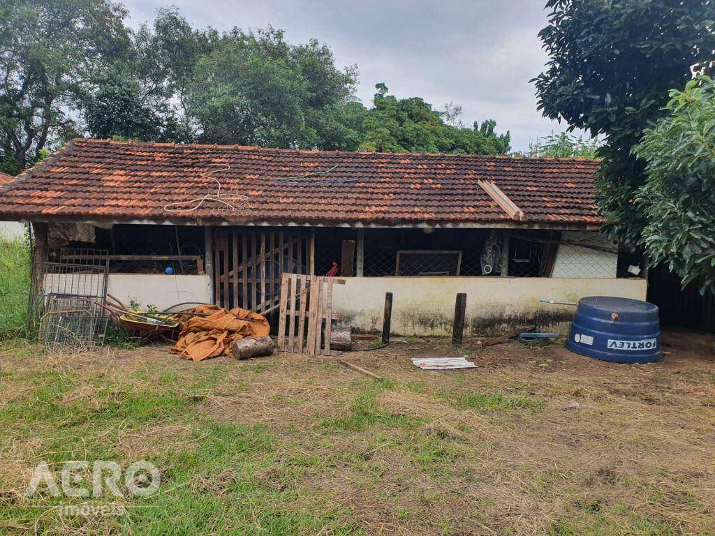 Chácara à venda com 4 quartos, 590m² - Foto 35