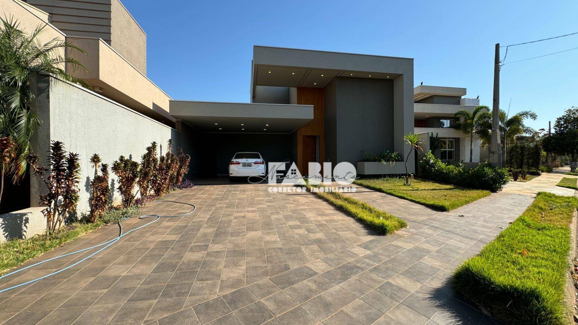 Casa de Condomínio à venda com 3 quartos, 207m² - Foto 2