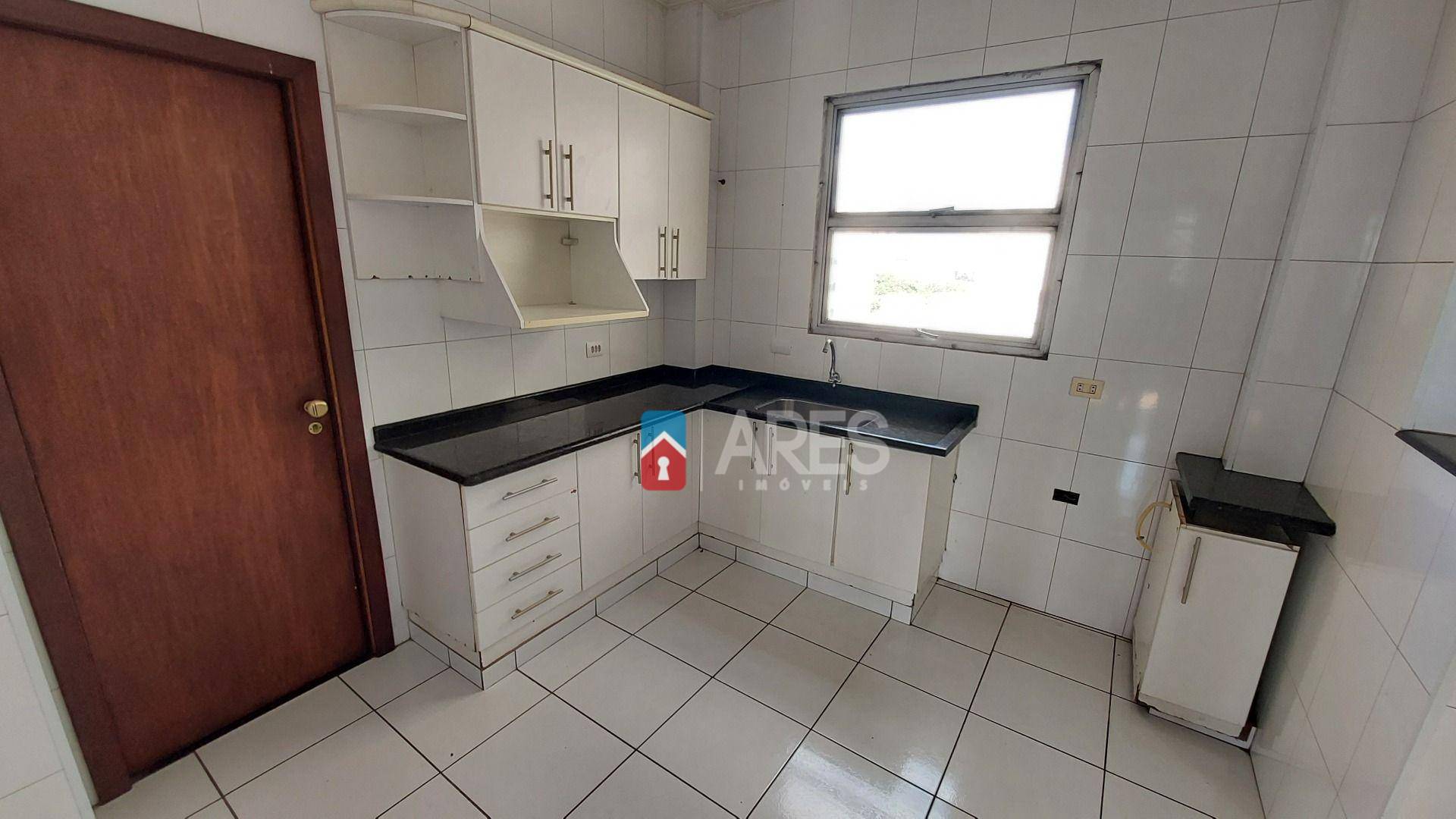 Apartamento para alugar com 3 quartos, 170m² - Foto 7