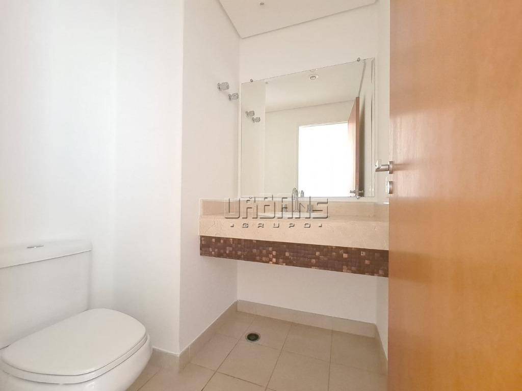 Apartamento para alugar com 3 quartos, 110m² - Foto 28