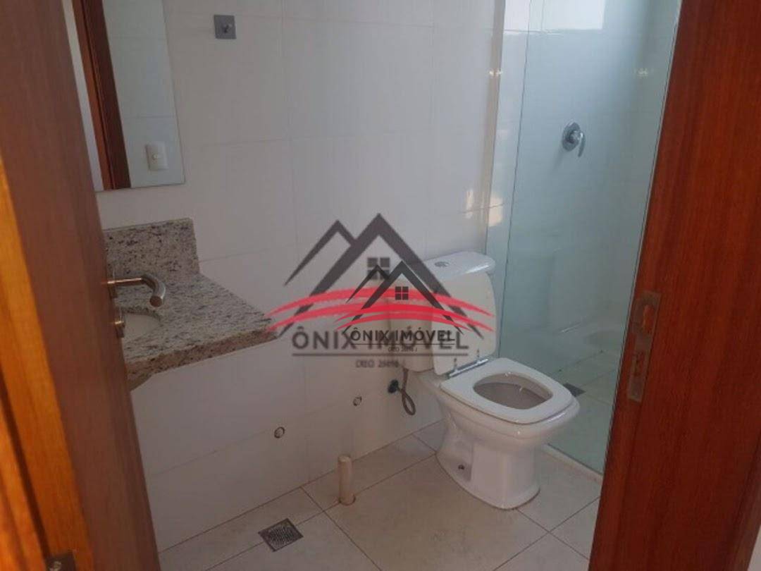 Casa de Condomínio à venda com 3 quartos, 400m² - Foto 6