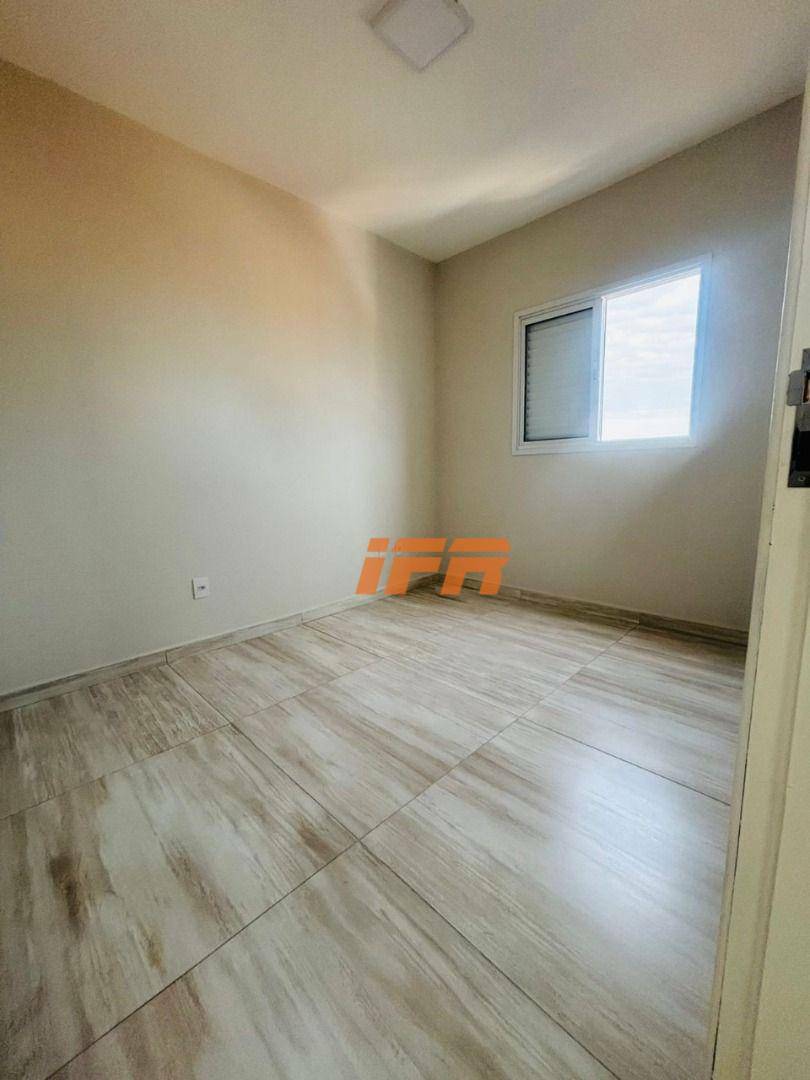 Apartamento à venda com 2 quartos, 68m² - Foto 7