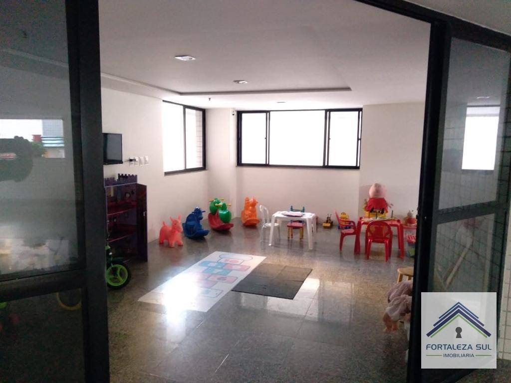 Apartamento à venda com 4 quartos, 197m² - Foto 21