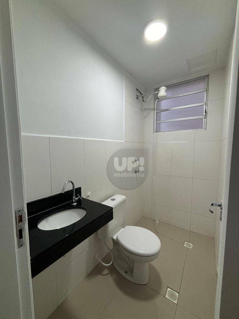 Apartamento à venda com 2 quartos, 45m² - Foto 11