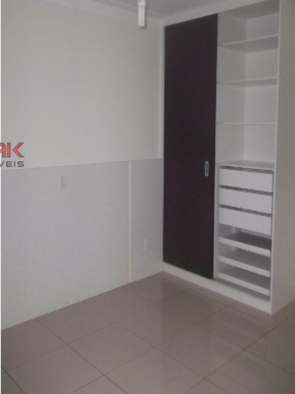 Apartamento para alugar com 3 quartos, 98m² - Foto 7