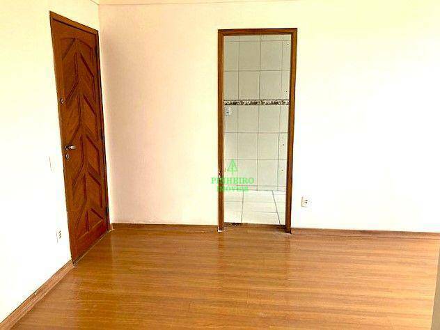 Apartamento à venda com 2 quartos, 68m² - Foto 5