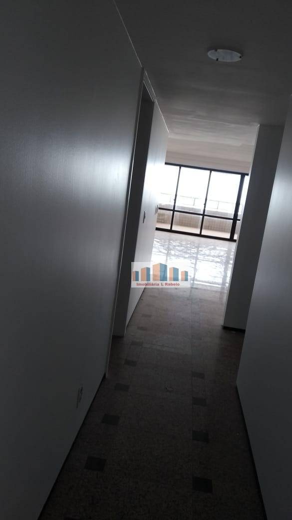 Apartamento à venda com 4 quartos, 330m² - Foto 35