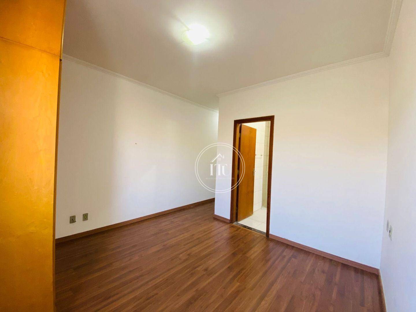 Casa de Condomínio para alugar com 3 quartos, 107m² - Foto 11