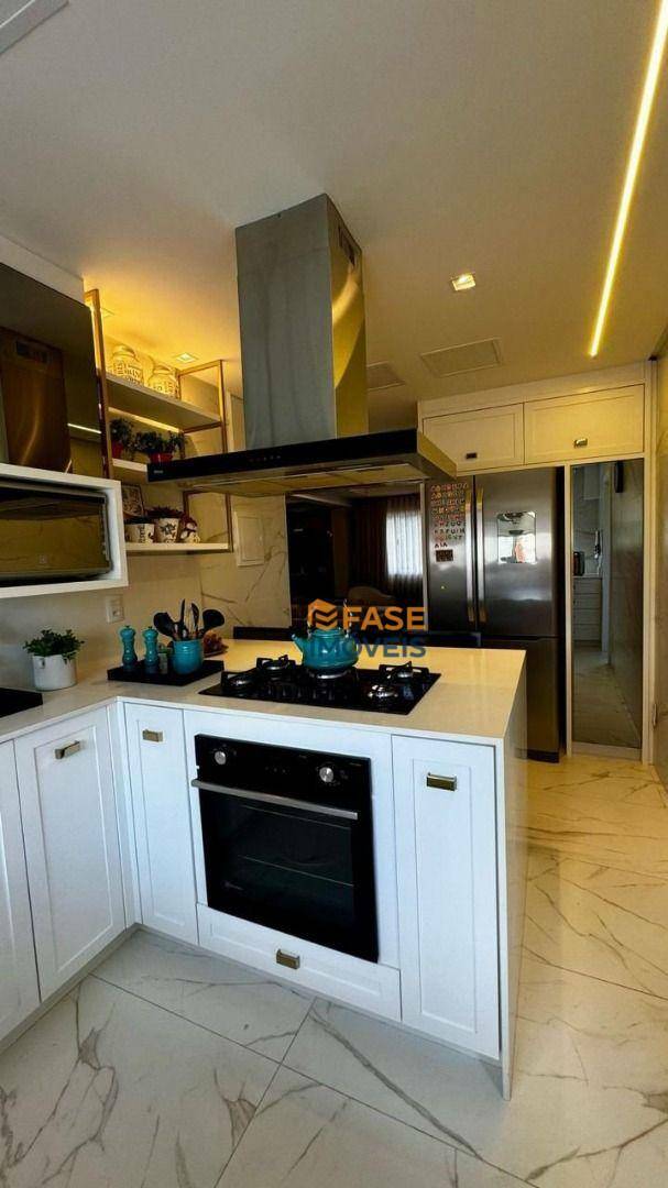 Apartamento à venda com 3 quartos, 144m² - Foto 12