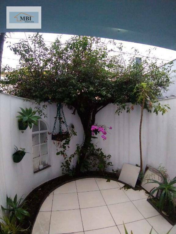 Sobrado à venda com 4 quartos, 300m² - Foto 4